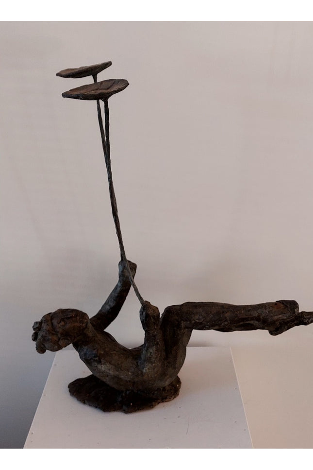 Brons, monogamist
