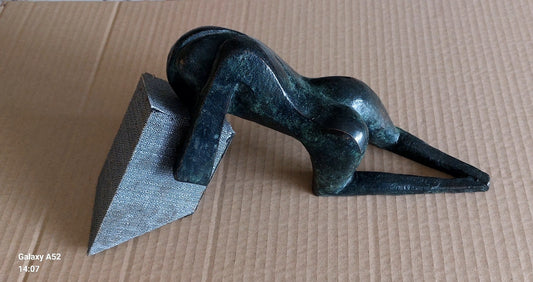 Reclining woman, Bronze